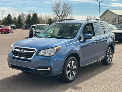 Quartz Blue Pearl 2017 Subaru Forester 2.5i Premium