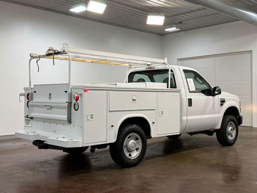 Oxford White Clearcoat 2008 Ford F-250 XL