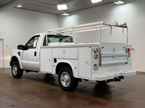 Oxford White Clearcoat 2008 Ford F-250 XL