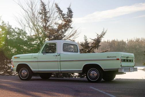 1972 Ford F100 Base