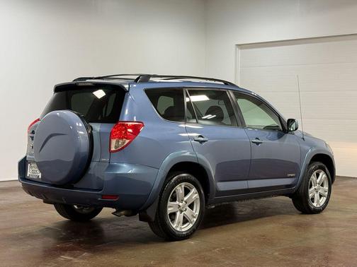 2008 Toyota RAV4 Sport