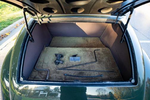 1933 Pontiac Model 601 5 Window