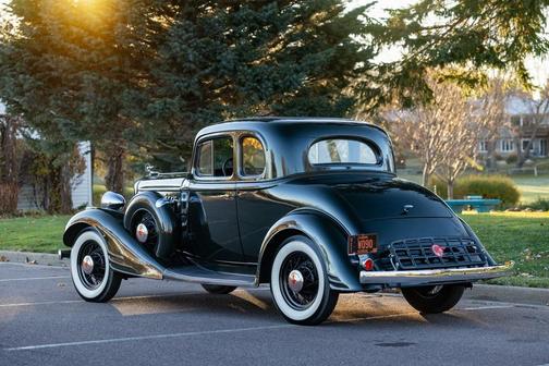 1933 Pontiac Model 601 5 Window