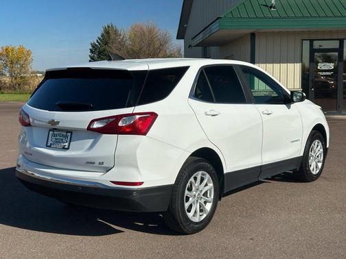 Summit White 2021 Chevrolet Equinox 1LT