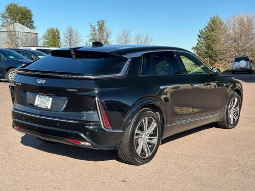 Stellar Black Metallic 2024 Cadillac LYRIQ Luxury