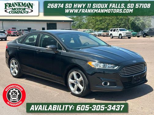 Shadow Black 2016 Ford Fusion SE