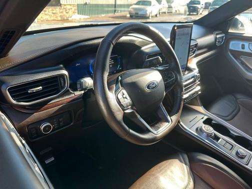 2021 Ford Explorer King Ranch