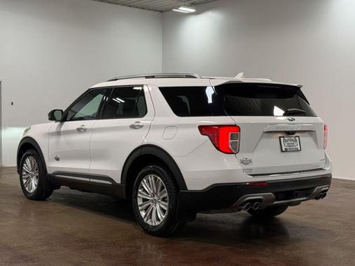Star White Metallic Tri-Coat 2021 Ford Explorer King Ranch