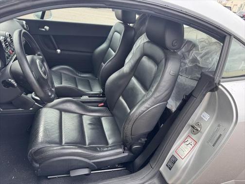 2004 Audi TT 1.8T quattro