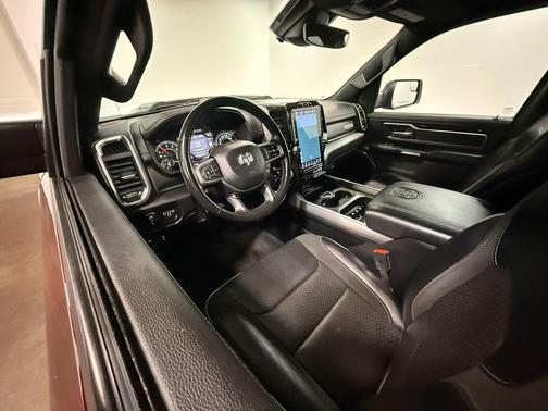 Delmonico Red Pearlcoat 2022 RAM 1500 Laramie