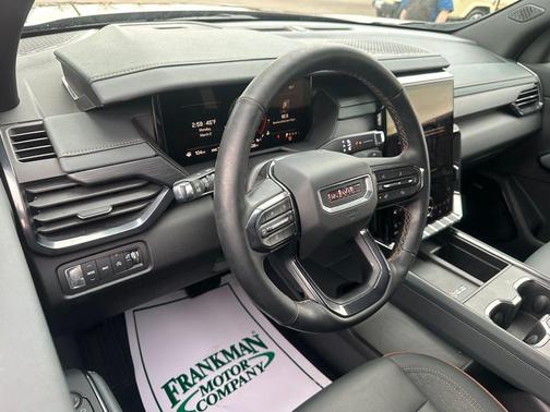 2025 GMC Acadia AT4 AWD