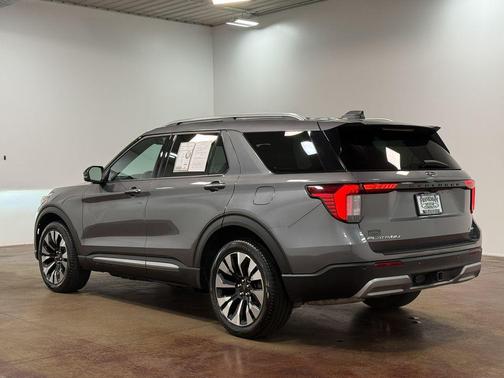 Gray Metallic 2025 Ford Explorer Platinum