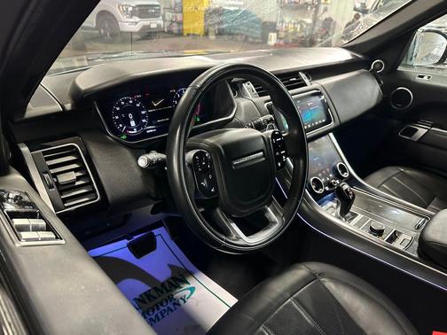 2021 Land Rover Range Rover Sport HSE Silver Edition