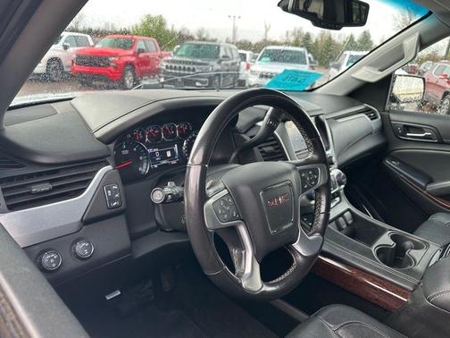 Quicksilver Metallic 2018 GMC Yukon XL SLT