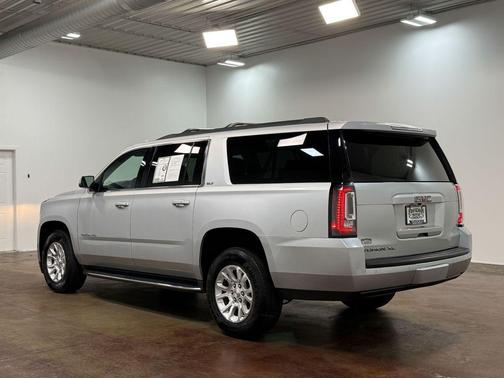 Quicksilver Metallic 2018 GMC Yukon XL SLT