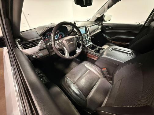 Quicksilver Metallic 2018 GMC Yukon XL SLT