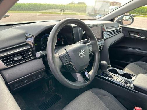 Celestial Silver Metallic 2025 Toyota Camry LE