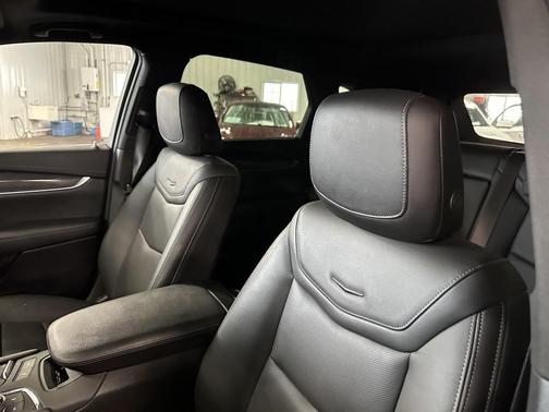 2024 Cadillac XT5 Sport