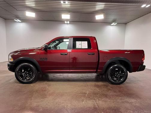 2024 RAM 1500 Classic Warlock Crew Cab 4x4 5'7' Box