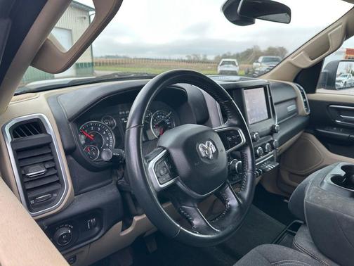 Bright White Clearcoat 2020 RAM 1500 Big Horn/Lone Star