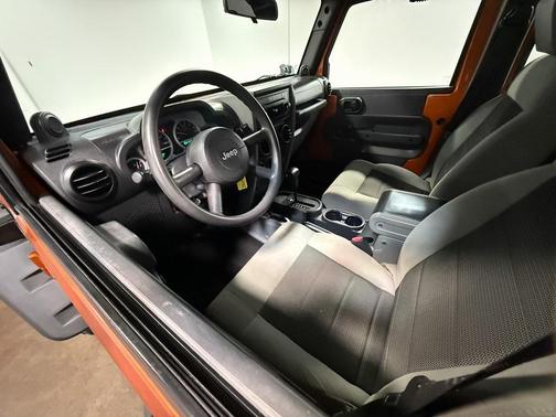 2010 Jeep Wrangler Unlimited Sport