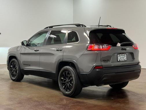 2023 Jeep Cherokee Altitude