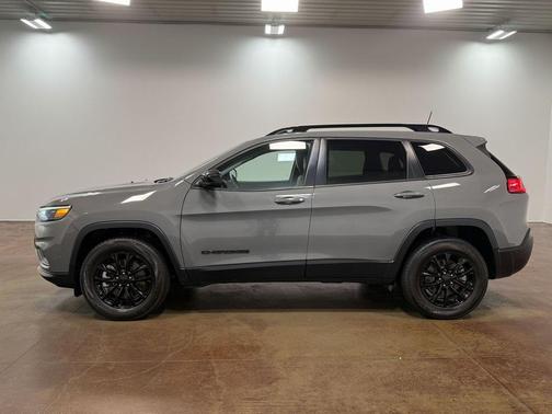 2023 Jeep Cherokee Altitude