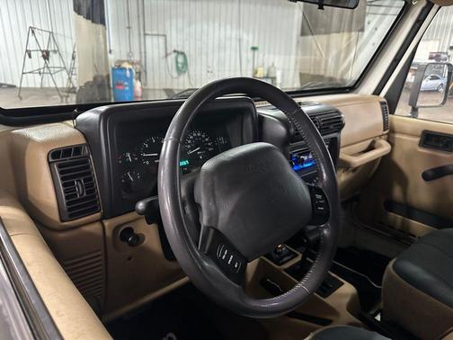 2000 Jeep Wrangler Sahara