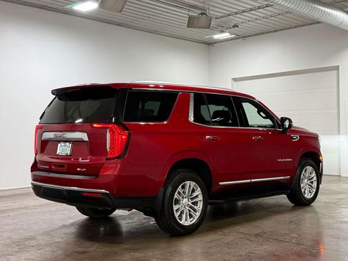 Volcanic Red Tintcoat 2023 GMC Yukon SLT