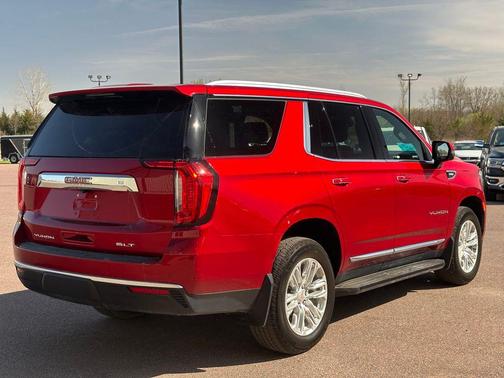 Volcanic Red Tintcoat 2023 GMC Yukon SLT