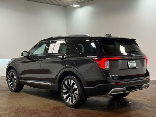Black Metallic 2025 Ford Explorer Platinum