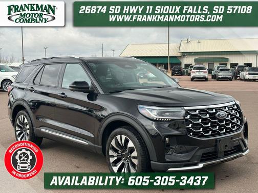 Black Metallic 2025 Ford Explorer Platinum