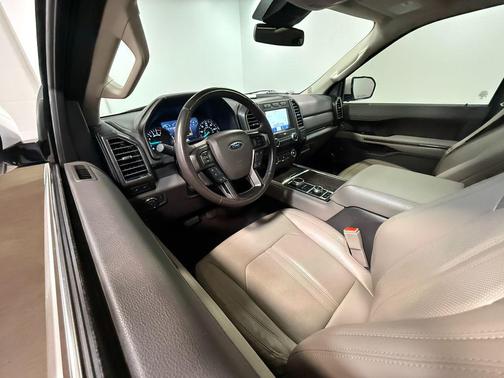 Star White Metallic Tri-Coat 2021 Ford Expedition Max Limited