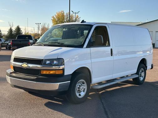 2024 Chevrolet Express 2500 RWD 2500 Regular Wheelbase WT