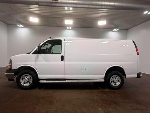 2024 Chevrolet Express 2500 RWD 2500 Regular Wheelbase WT