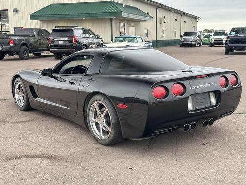 2000 Chevrolet Corvette Base