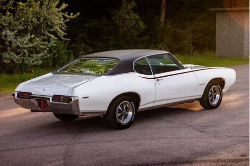1969 Pontiac GTO Coupe