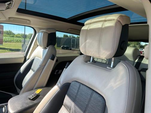 Indus Silver Metallic 2019 Land Rover Range Rover Sport HSE Dynamic