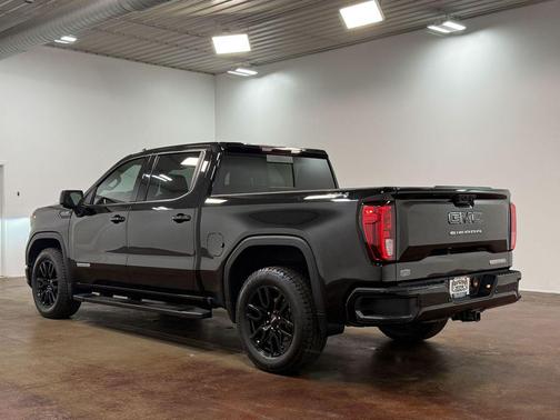 Onyx Black 2024 GMC Sierra 1500 Elevation