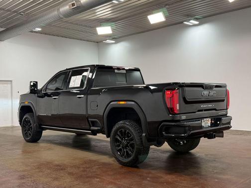 2021 GMC Sierra 2500 Denali