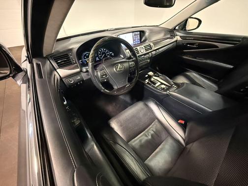 2014 Lexus LS 600h L Base