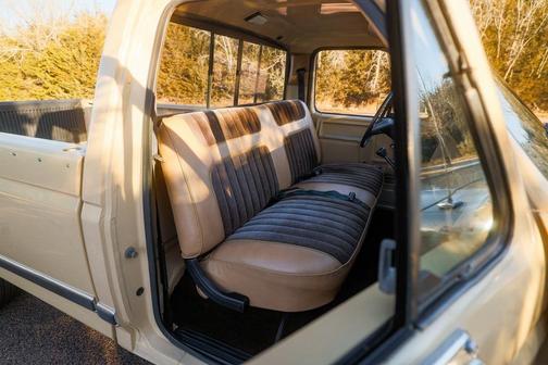 1983 Ford Pickup Truck Base