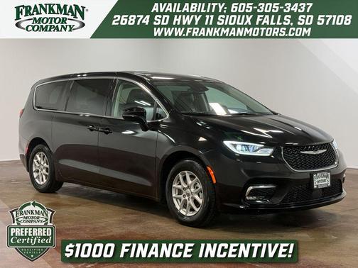 2024 Chrysler Pacifica Touring L