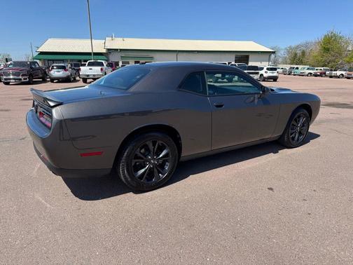 Granite Pearlcoat 2023 Dodge Challenger SXT