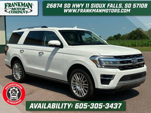 Star White Metallic Tri-Coat 2024 Ford Expedition Limited