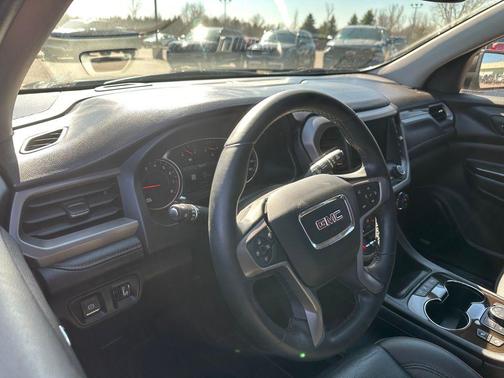 Sterling Metallic 2023 GMC Acadia AWD AT4
