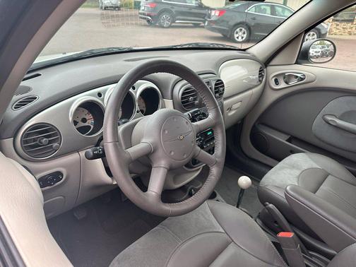 Stone White Clearcoat 2001 Chrysler PT Cruiser Limited