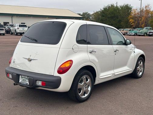 Stone White Clearcoat 2001 Chrysler PT Cruiser Limited