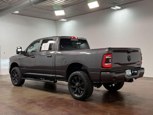 Granite Crystal Metallic Clearcoat 2024 RAM 3500 Laramie Crew Cab 4x4 6'4' Box
