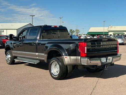 Agate Black Metallic 2022 Ford F-350 Lariat